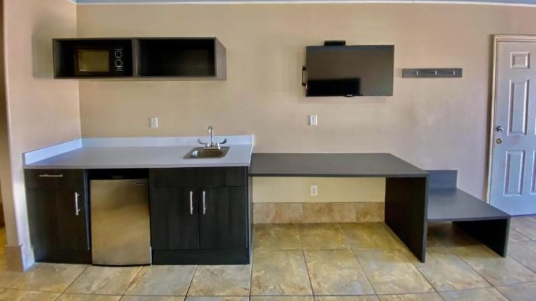 Texas Inn & Suites at La Plaza Mall and McAllen Airport
