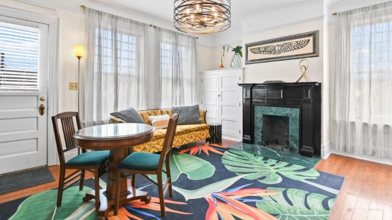 The Pasfield House, room with private jacuzzi, photo 8