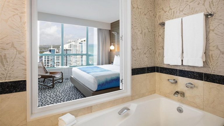 Signia by Hilton Diplomat Beach Resort
