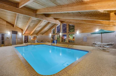 AmericInn by Wyndham Apple Valley 3