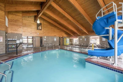 AmericInn by Wyndham Fargo West Acres 4