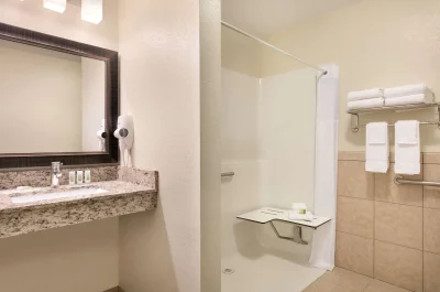 AmericInn by Wyndham Hailey Sun Valley 3