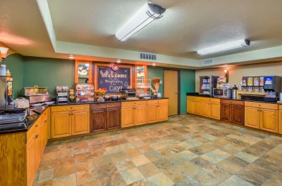 AmericInn by Wyndham Medora 3