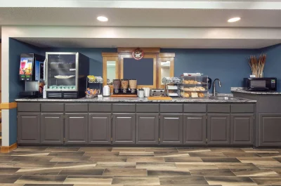 AmericInn by Wyndham Northfield 4