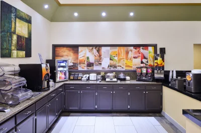 Americas Best Value Inn & Suites Clinton Jackson 2