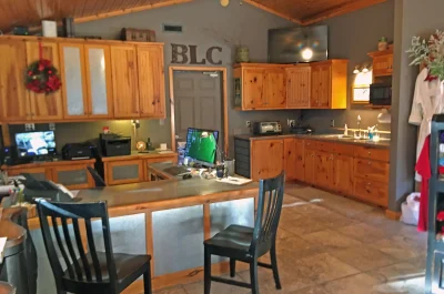 Beaver Lakefront Cabins - Couples Only Getaways 2
