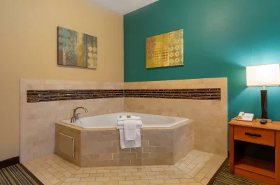 Best Western Governors Inn & Suites 3