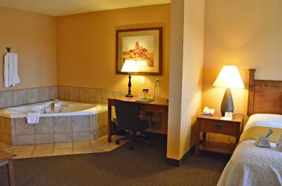 Best Western Plus Country Inn & Suites2