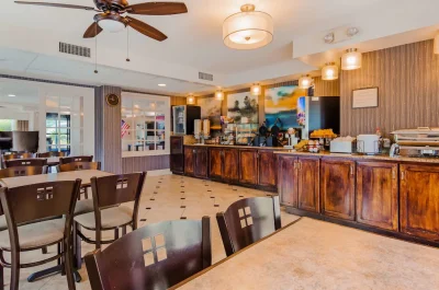 Best Western Plus Cypress Creek 3