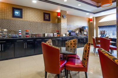 Best Western Plus JFK Inn & Suites 1