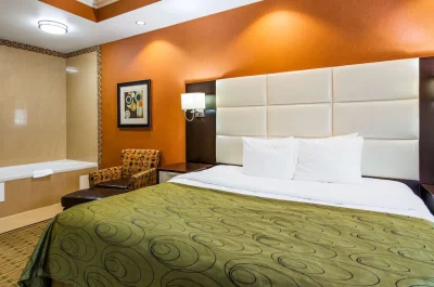 Best Western Plus JFK Inn & Suites 2