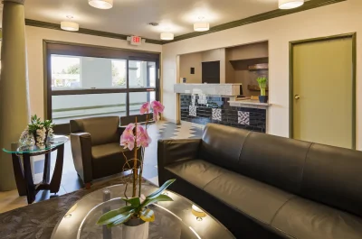 Best Western Plus University Inn 3
