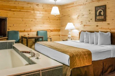 Cabins of Mackinaw Cabins of Mackinaw