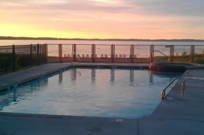 Cherry Tree Inn & Suites 5