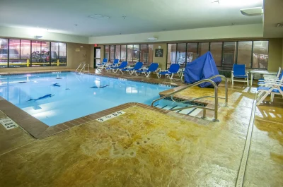 Comfort Inn & Suites Pauls Valley - City Lake