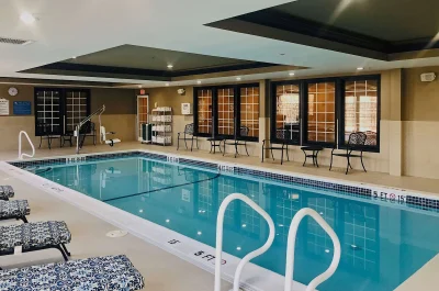 Comfort Inn & Suites Sturbridge-Brimfield 1