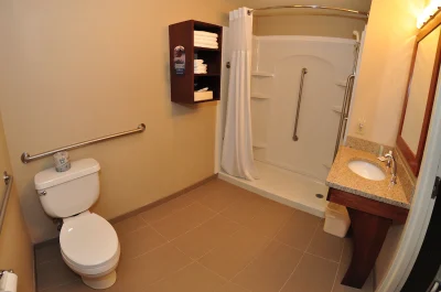 Comfort Inn & Suites Sturbridge-Brimfield 3