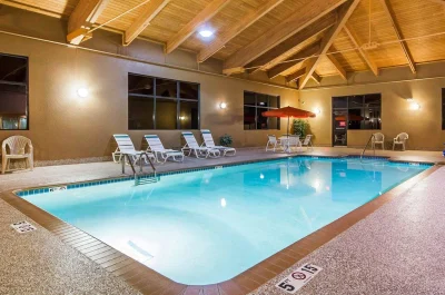 Comfort Suites 23