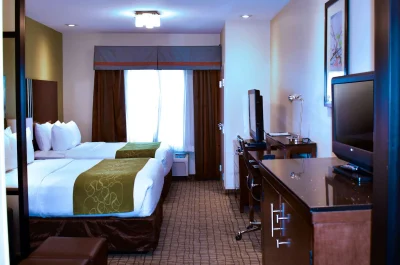Comfort Suites 3