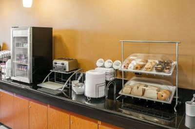 Comfort Suites NE Indianapolis Fishers 2