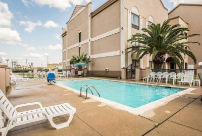 Comfort Suites Stafford Near Sugarland 4