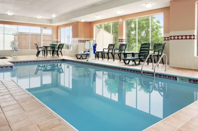 Country Inn & Suites by Radisson 3