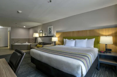 Country Inn & Suites by Radisson, Oklahoma City Airport, OK jacuzzi Country Inn & Suites by Radisson, Oklahoma City Airport, OK jacuzzi