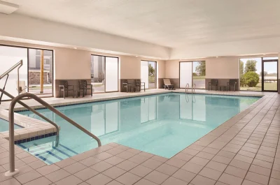 Country Inn _ Suites by Radisson, Mt. Pleasant-Racine West, WI