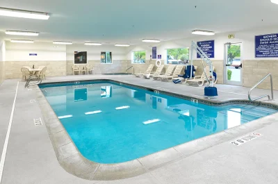 Crystal Inn Hotel & Suites - West Valley City 1