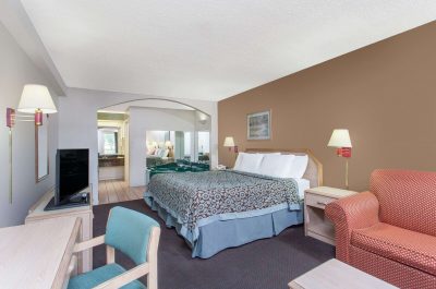 Days Inn by Wyndham Decatur Priceville I-65 Exit 334 1