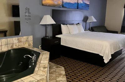 Days Inn by Wyndham Greenville South Mauldin 2