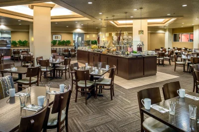 DoubleTree by Hilton Portland 4