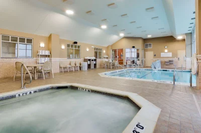 Drury Inn & Suites 1