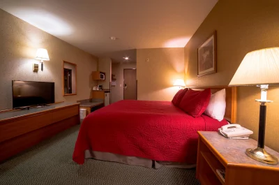 Eagle's View Inn & Suites 1