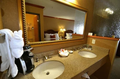 Elizabeth Oceanfront Suites, Ascend Hotel Collection 1
