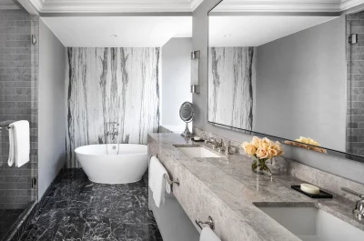Four Seasons Hotel Atlanta jacuzzi