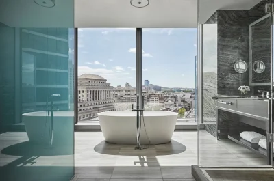 Hot Tub in Room