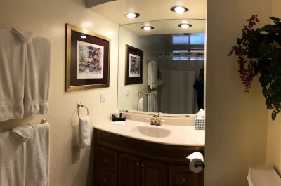 Giant Oaks Lodge 2