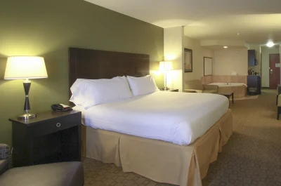 GreenTree Inn and Suites Florence 2