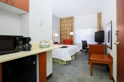 Hampton Inn Anchorage 1