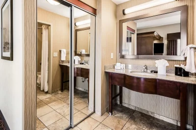 Hampton Inn Derby2
