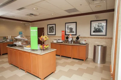 Hampton Inn Elmira Horseheads 2