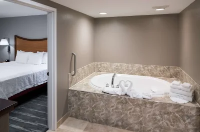 Hampton Inn & Suites Chicago-North Shore Hampton Inn & Suites Chicago-North Shore