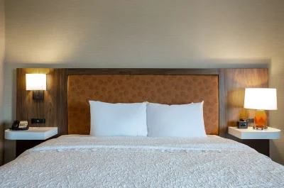 Hampton Inn Watertown 3