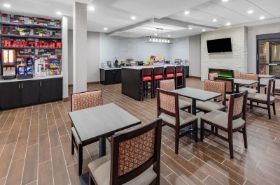 Hawthorn Suites by Wyndham Oklahoma City Airport Fairground 2