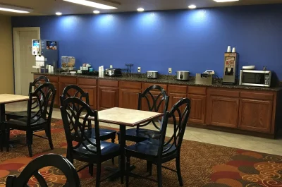 Hilltop Inn and Suites 2