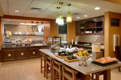 Hilton Garden Inn Clarksville 3