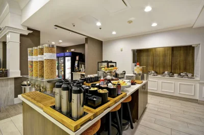 Hilton Garden Inn Gulfport Airport 3
