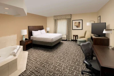 Hilton Garden Inn Huntsville SouthRedstone Arsenal jacuzzi
