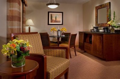 Hilton Garden Inn Milwaukee 2